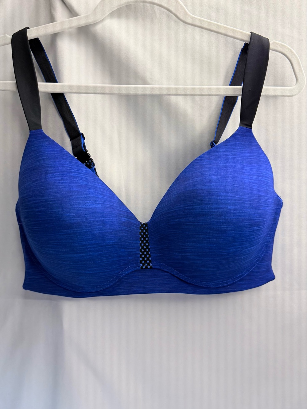 Maidenform 40C Royal Blue/Black Molded Cup Bra DM7992 Convertible Wire-free NWOT